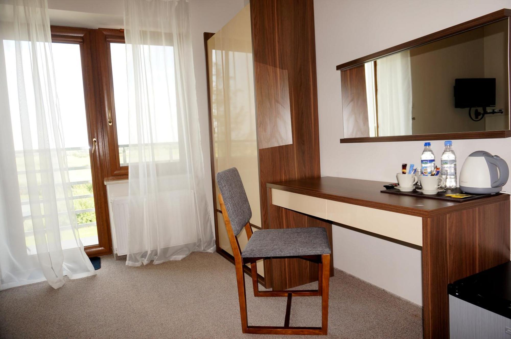 Villa Modlin Airport Nowy Dwór Mazowiecki Szoba fotó