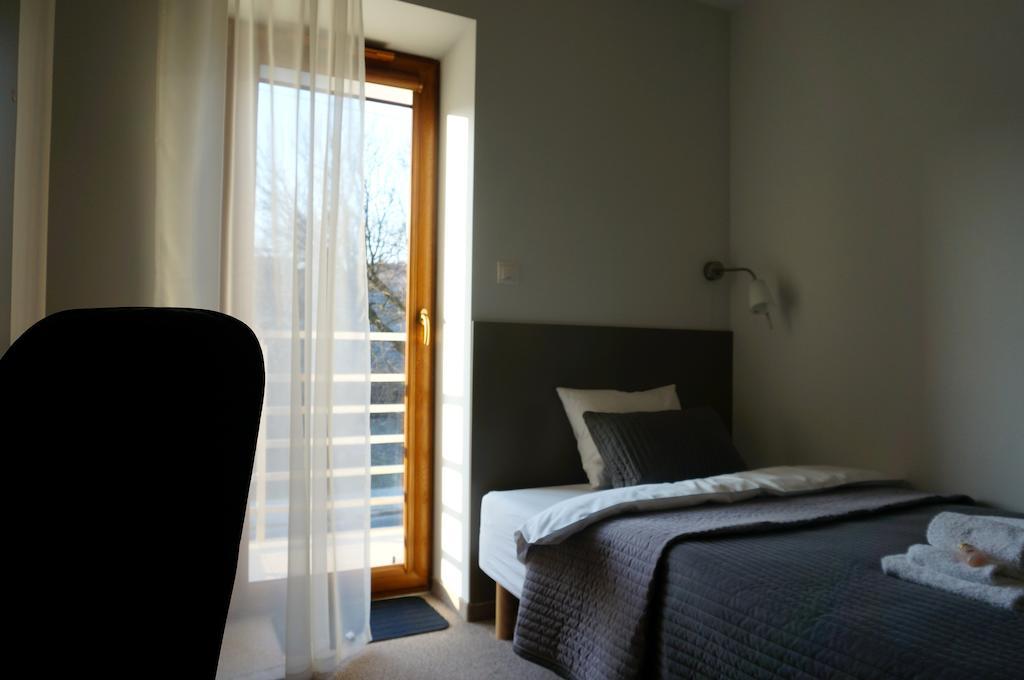 Villa Modlin Airport Nowy Dwór Mazowiecki Szoba fotó