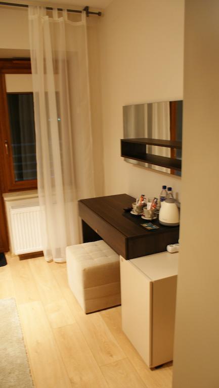 Villa Modlin Airport Nowy Dwór Mazowiecki Szoba fotó
